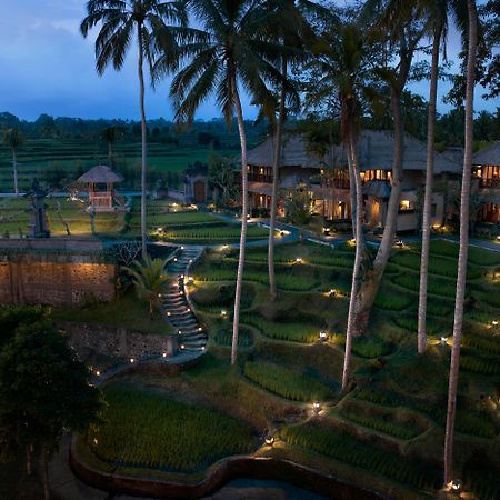 กามันดาลู อูบุด รีสอร์ต Hotel ภายนอก รูปภาพ
